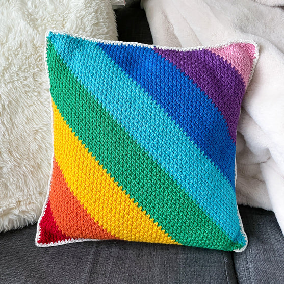 Woven Rainbow Coussin
1