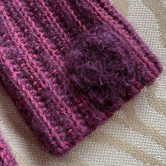 Frozen Rose - Mittens
6