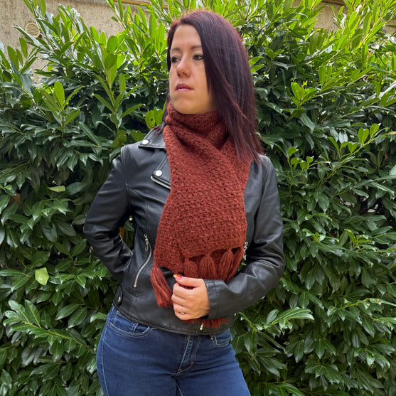Aira - Scarf
4