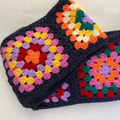 Crayon - Scarf
3