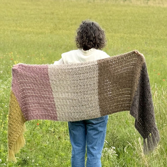 Suri - Shawl
2