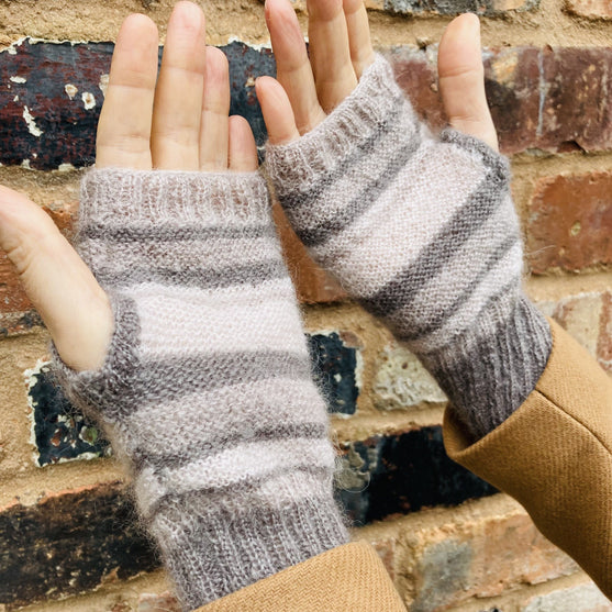Autumn - Wrist Warmers
3