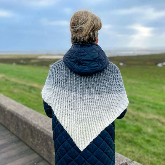 In-Lines Alpaca - Shawl
2