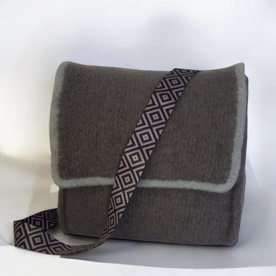 Jess  - Sac Feutré
1