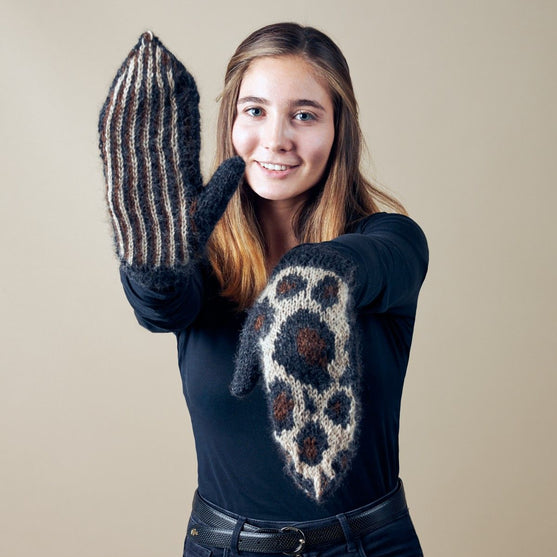 Bromus Mittens
2