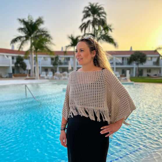 Malibu - Summer Poncho
7