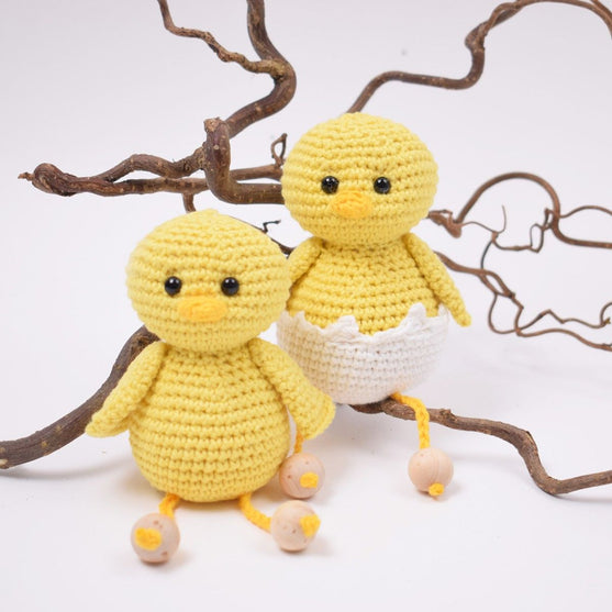 Easter Chicks with Shell - Small
2