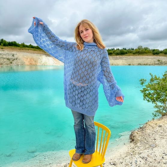 Pineapple Feather - Sweater
4