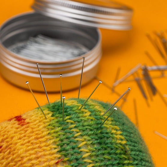 Pins - 34 mm (1.3 in) - Hobbii
3