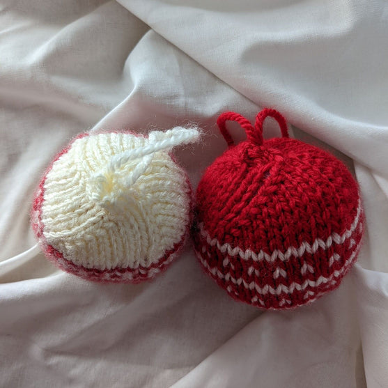 Knitmas bauble - Christmas decoration
4