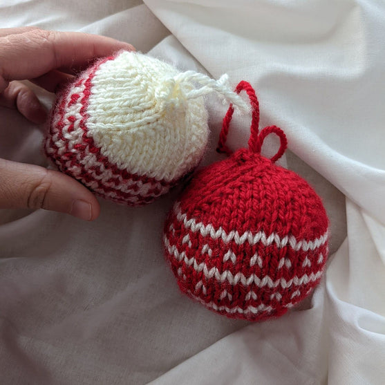 Knitmas bauble - Christmas decoration
2