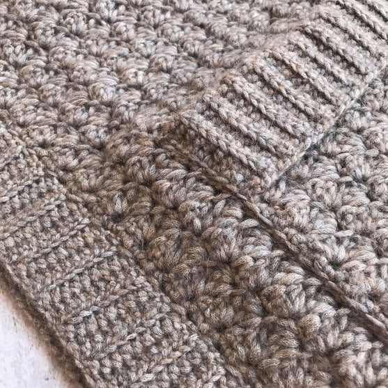 Shanti - Pocket shawl
2