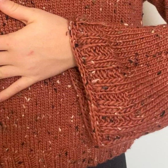 Timeless Tina - Sweater
3