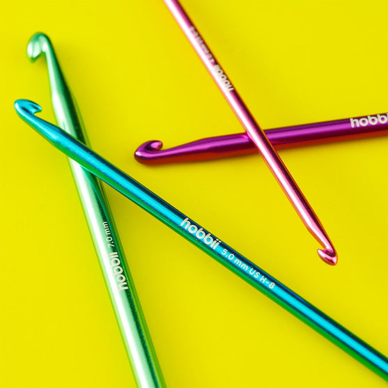 Alu Double Ended Tunisian Crochet Hook - 14 cm (5.5 in) - Hobbii
5