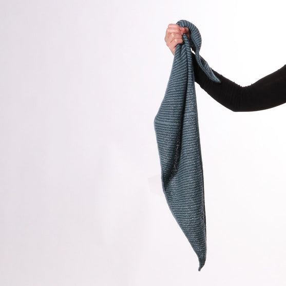 Wind – Short Scarf
2