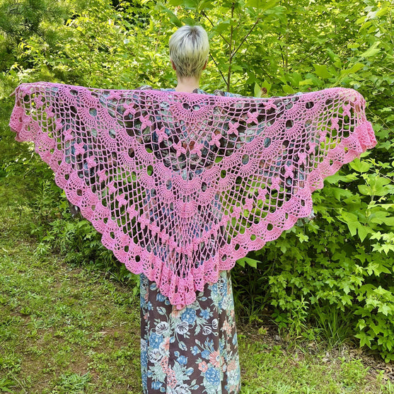 Viral Bloom - Shawl
4