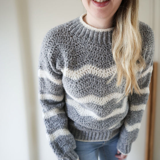 Waves - Sweater
5
