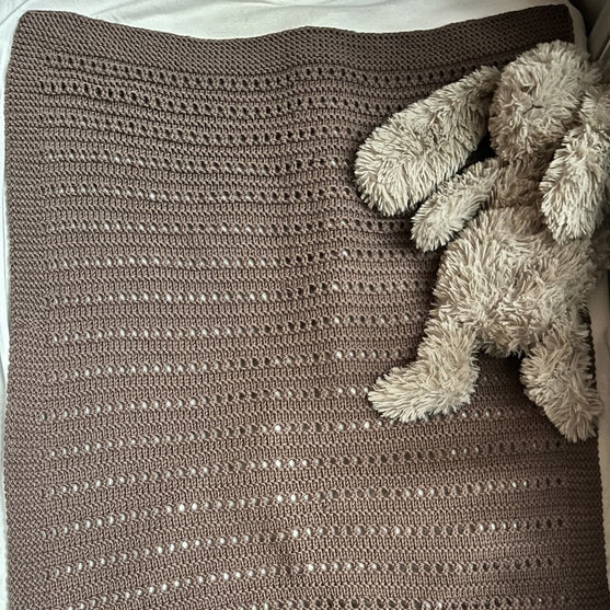 

Easy Spring Blanket - Baby Blanket
2