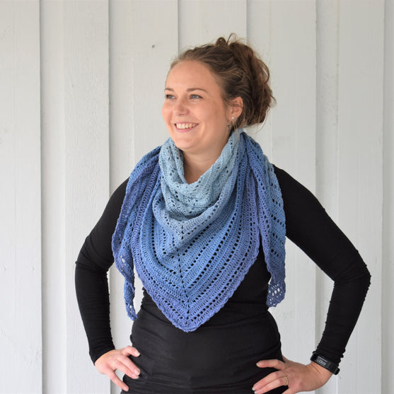 

Classical Attitude Shawl - Sultan
4