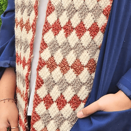 

The Bookish Scarf
3