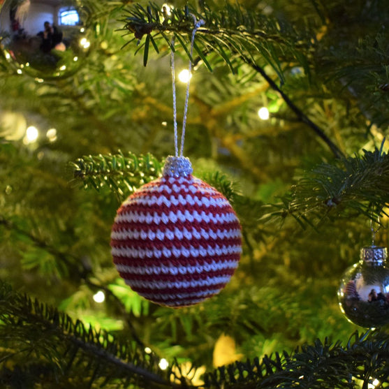 

Crocheted Christmas Balls - Large
4