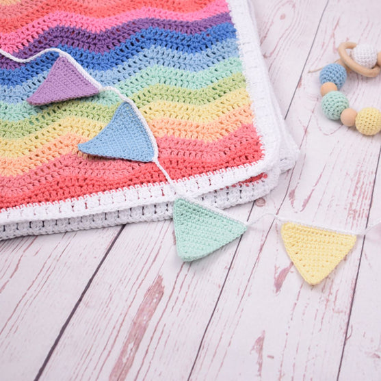 

Rainbow Mini Garland
2