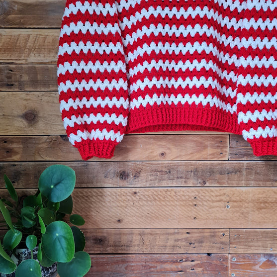 

Candy Cane Stripes - Pull
8