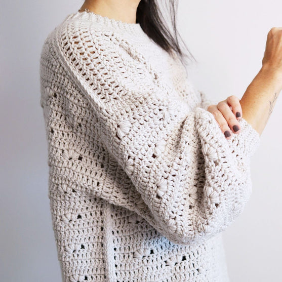 

Mia - Sweater
4