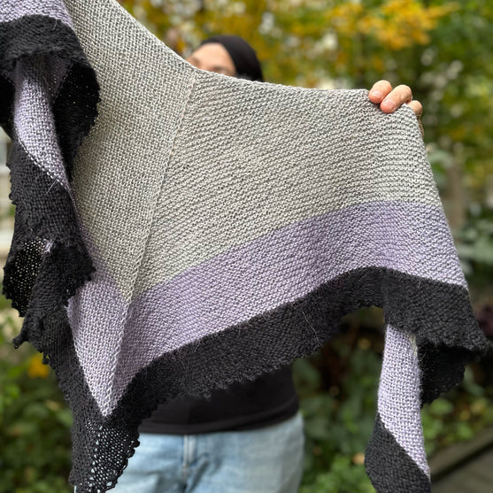 

Kombu - Shawl
3