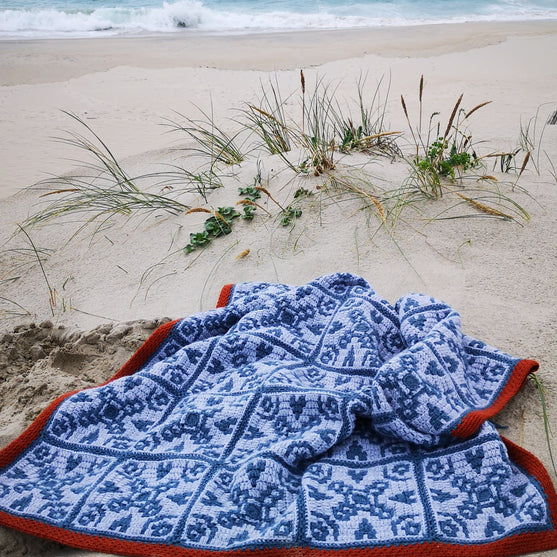 

Popping Hearts - Blanket
3