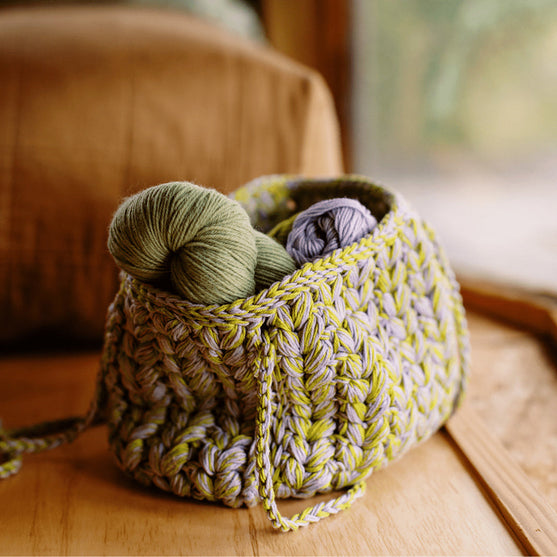 

Vitreous - Puff Stitch Bag - Crochet Kit
2