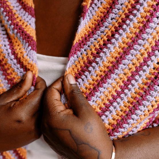 

Confetti Glass - Châle Triangulaire
6