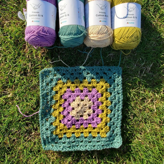 

Granny’s Summer Sun - Blanket
8