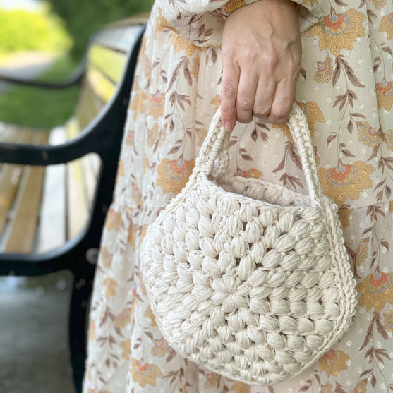 

Lexi Bag - Handbag
6