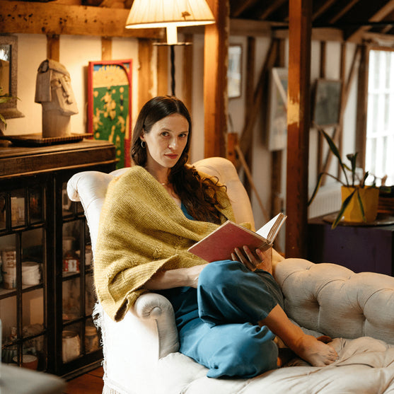 

Heart of Gold - Châle Triangulaire Texturé
8