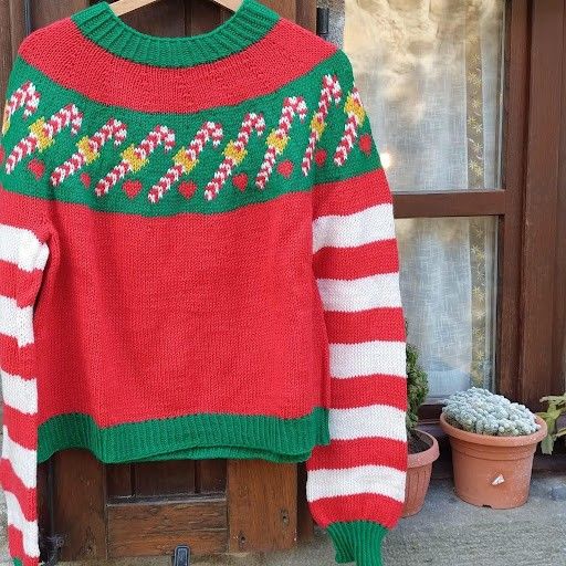 

Merry Christmas - Sweater
1