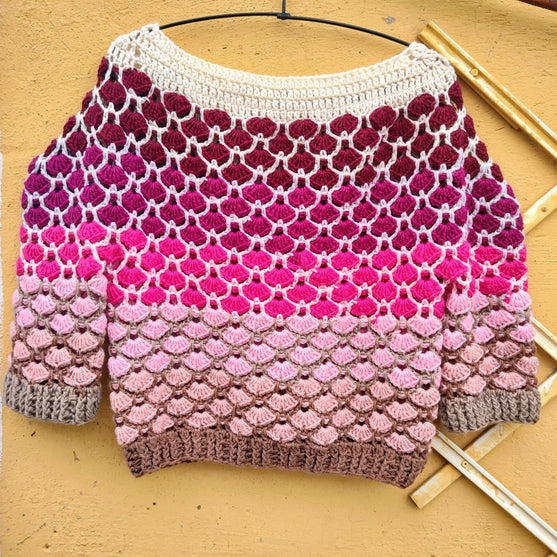 

Heartfelt - Sweater
5