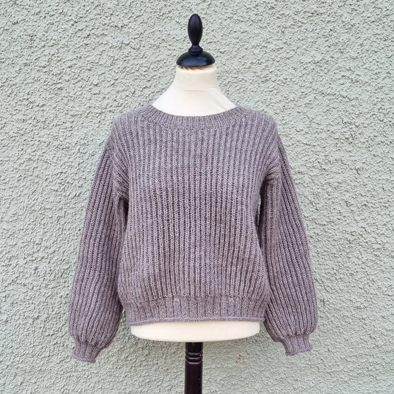 

Taylor - Sweater
1