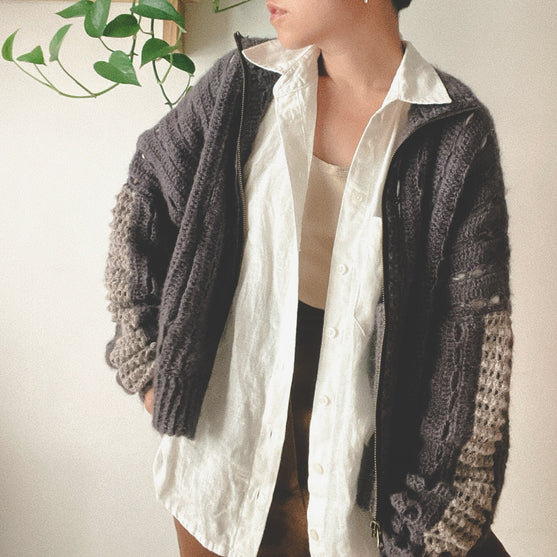 

Avery - Jacket
2