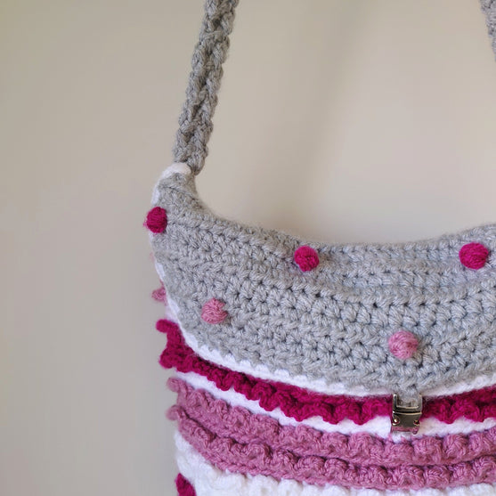

Love Fest - Shoulder Bag
3