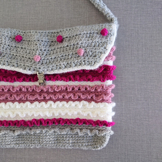 

Love Fest - Shoulder Bag
8