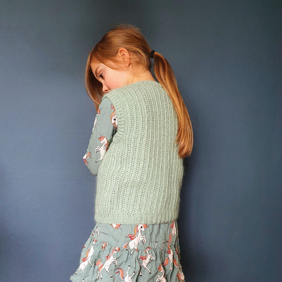 

Lilo - Children’s Slipover
2