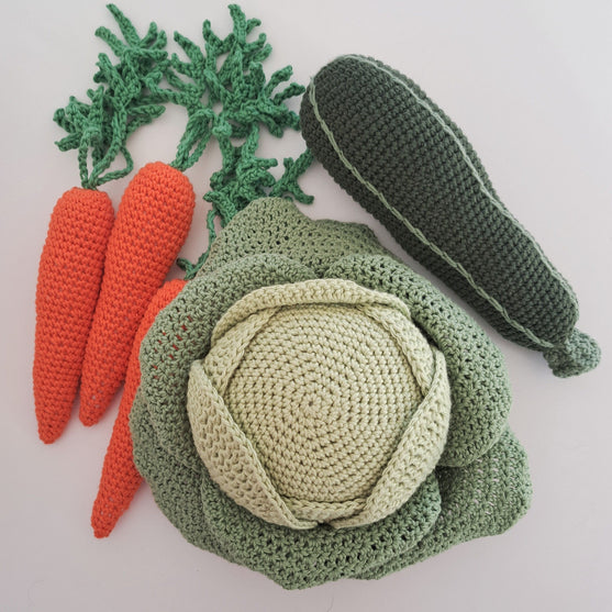 

Légumes - Chou, carottes et courgette
1