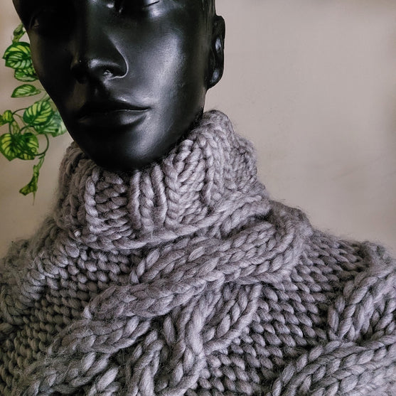 

Diagonal Rails - Poncho
4