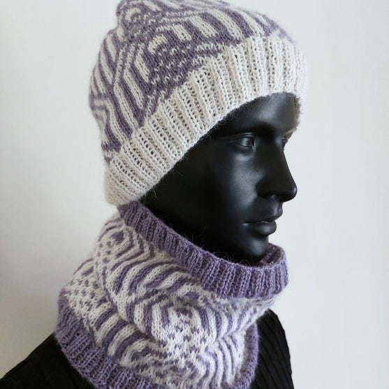 

Purple Geometries - Hat and Snood
1
