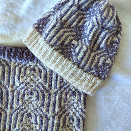 

Purple Geometries - Hat and Snood
4