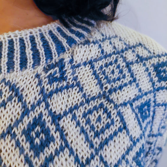

Azulejo - Sweater
4