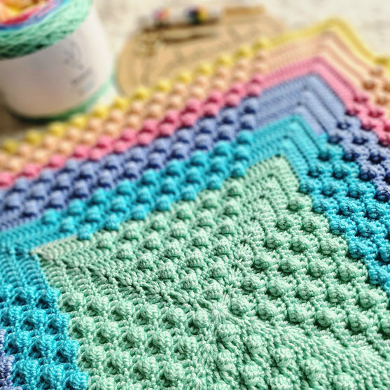 

Kaleidobobble - Baby Blanket
4