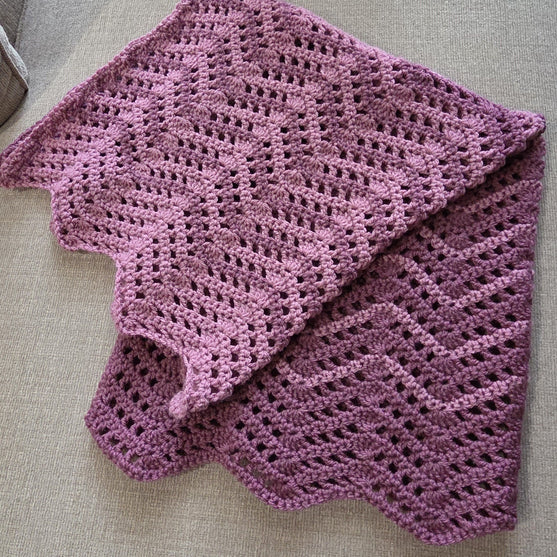 

Eyelet Chevron - Blanket
5
