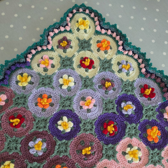 

Macaroon Blossom - Blanket
2